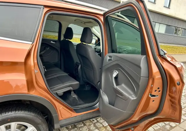 FORD Kuga 1.5 EcoBoost 2x4 Titanium