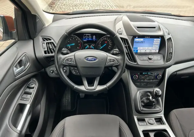 FORD Kuga 1.5 EcoBoost 2x4 Titanium