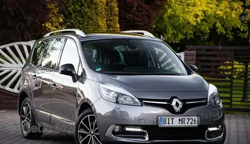 RENAULT Grand Scenic 