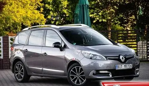 RENAULT Grand Scenic 
