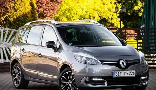 RENAULT Grand Scenic 