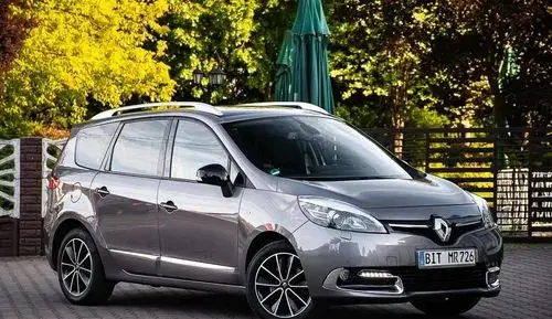 RENAULT Grand Scenic 