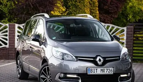 RENAULT Grand Scenic 