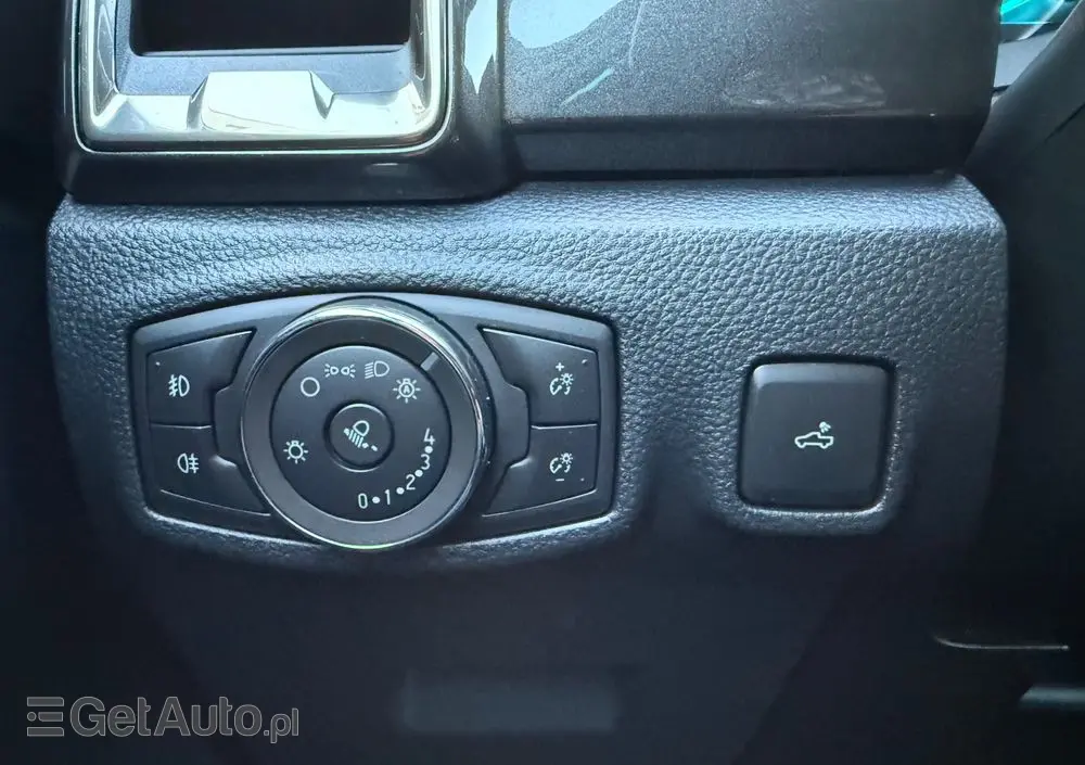 FORD Ranger 2.0 EcoBlue 4x4 DC Wildtrak
