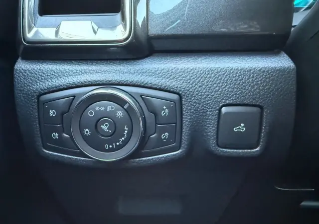 FORD Ranger 2.0 EcoBlue 4x4 DC Wildtrak