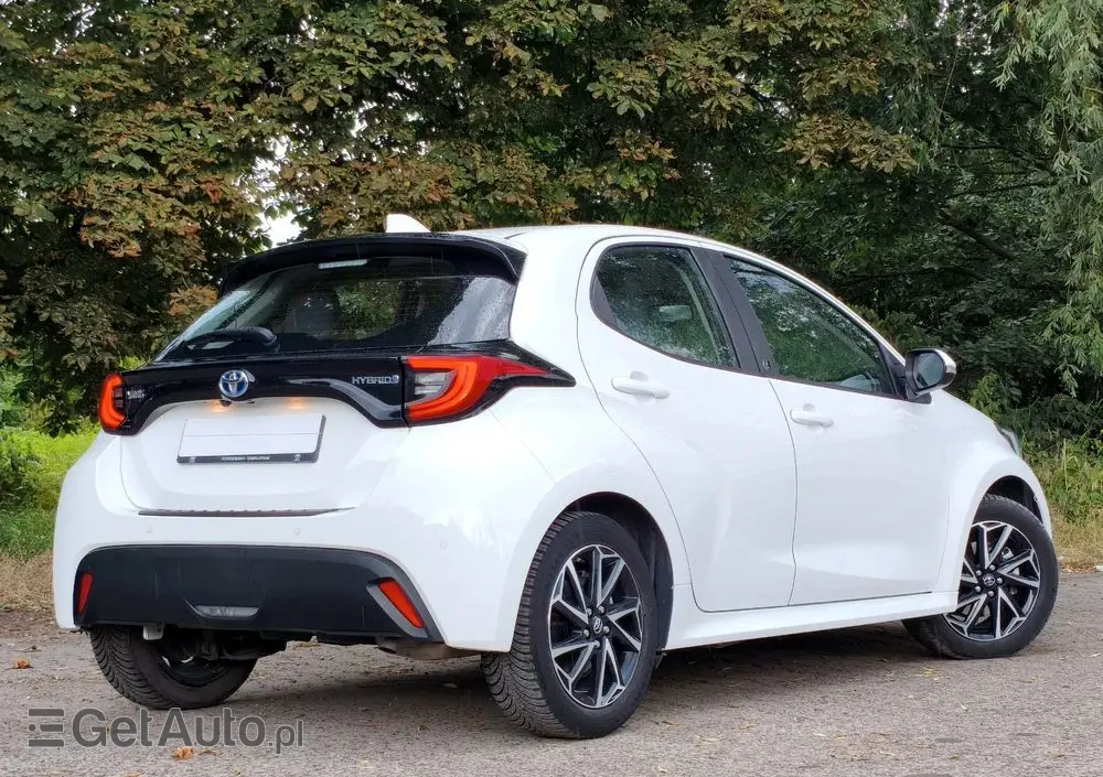 TOYOTA Yaris Hybrid 1.5 Comfort