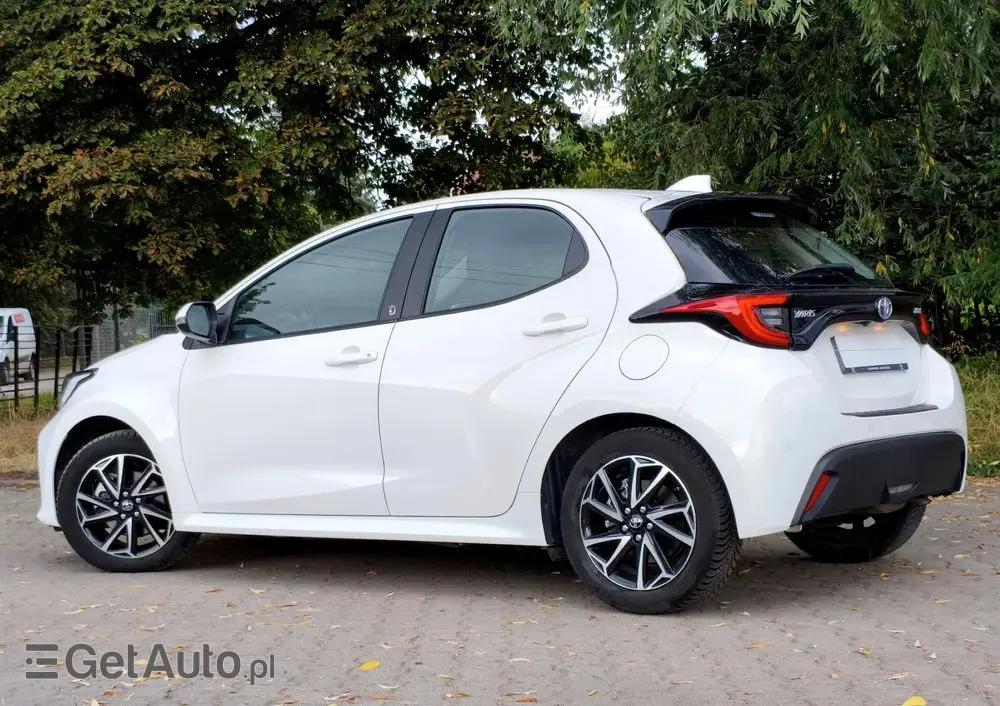 TOYOTA Yaris Hybrid 1.5 Comfort