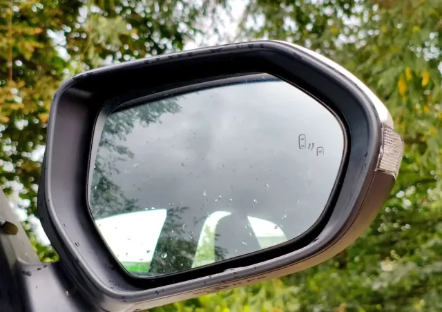 TOYOTA Yaris Hybrid 1.5 Comfort