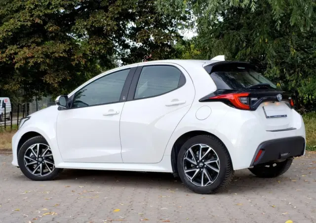 TOYOTA Yaris Hybrid 1.5 Comfort
