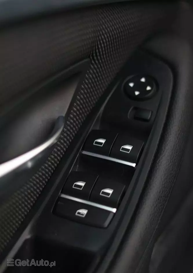 BMW Seria 5 525d xDrive Luxury Line