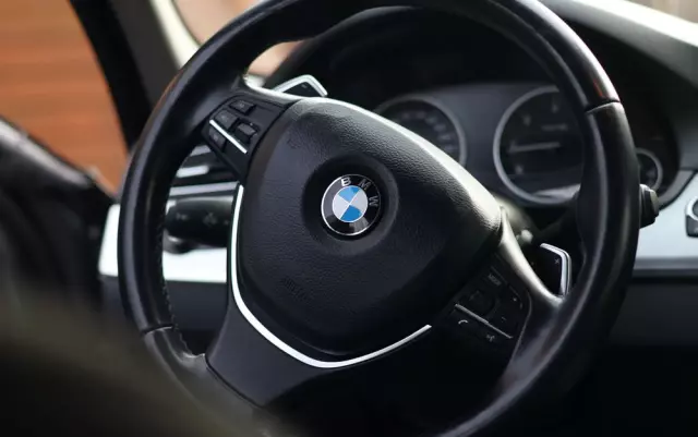 BMW Seria 5 525d xDrive Luxury Line