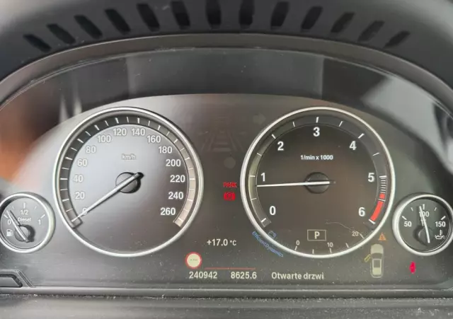 BMW Seria 5 525d xDrive Luxury Line