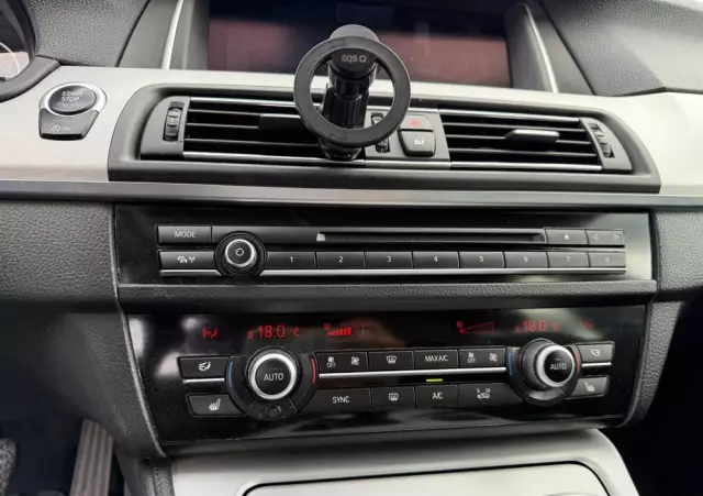 BMW Seria 5 525d xDrive Luxury Line