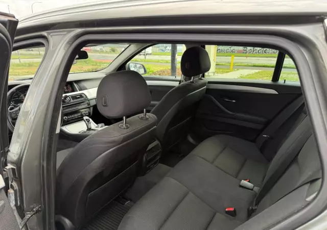 BMW Seria 5 525d xDrive Luxury Line