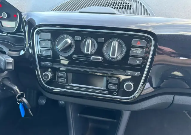 VOLKSWAGEN Up! 1.0 cross CityLine