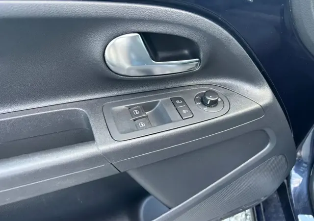 VOLKSWAGEN Up! 1.0 cross CityLine