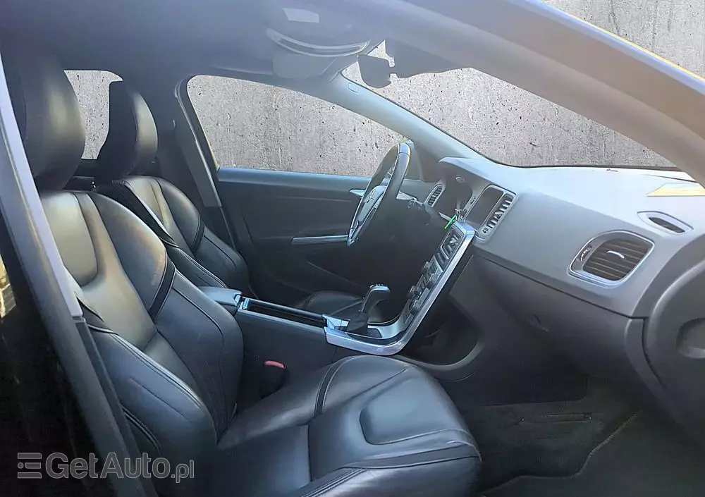 VOLVO V60 D2 Ocean Race