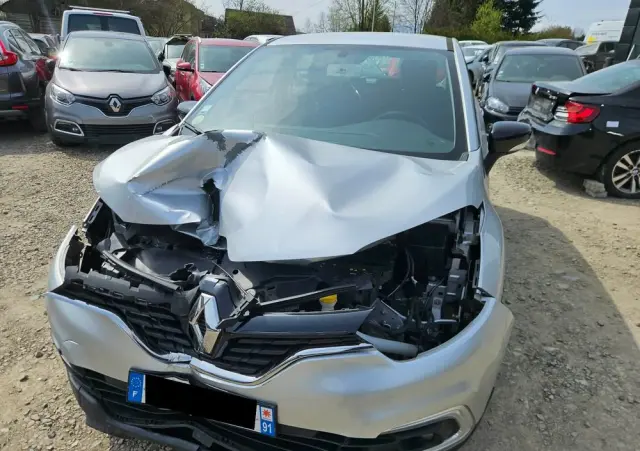RENAULT Captur ENERGY dCi 90 EDC Elysee