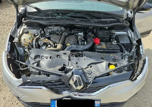 RENAULT Captur ENERGY dCi 90 EDC Elysee