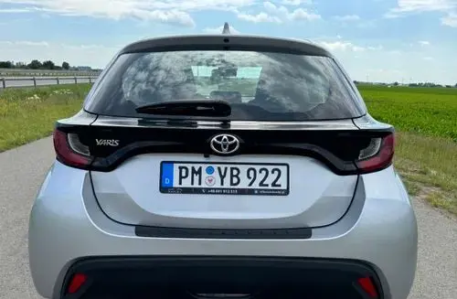TOYOTA Yaris 
