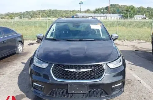 CHRYSLER Pacifica 