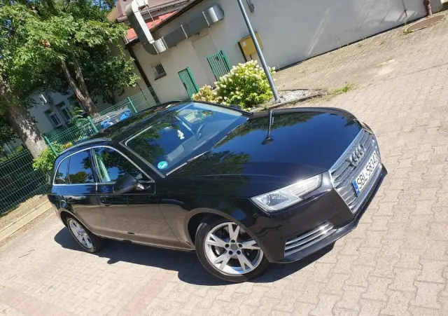 AUDI A4 Avant 2.0 TDI S tronic
