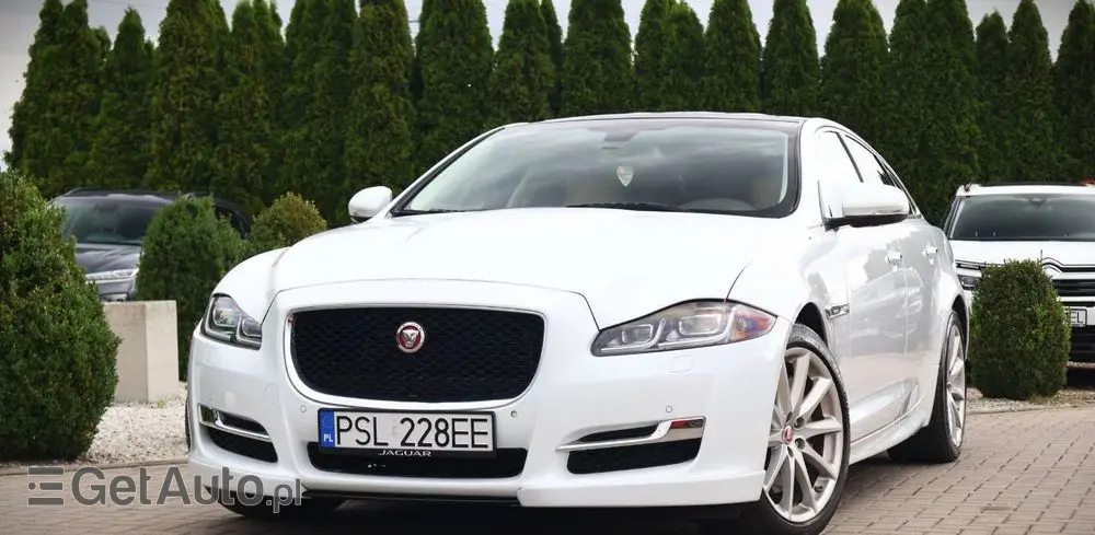 JAGUAR XJ 
