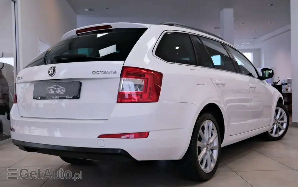 SKODA Octavia 1.6 TDI Elegance