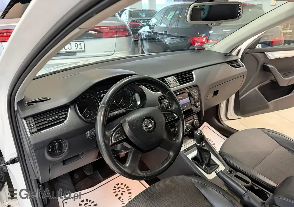 SKODA Octavia 1.6 TDI Elegance