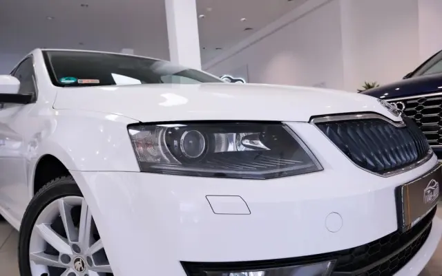 SKODA Octavia 1.6 TDI Elegance