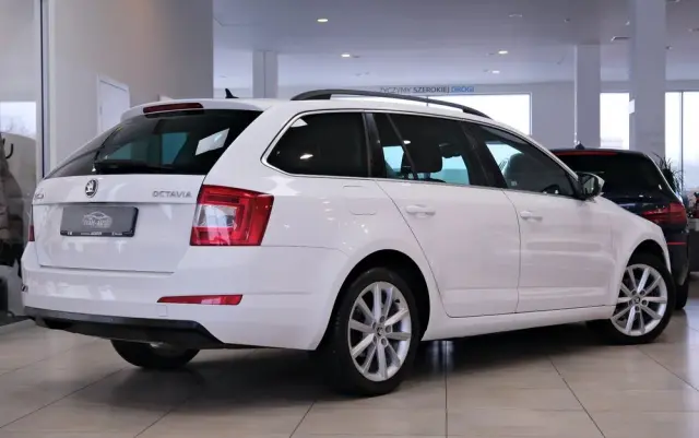 SKODA Octavia 1.6 TDI Elegance