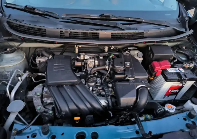 NISSAN Micra 1.2 Acenta