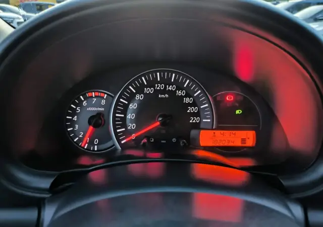 NISSAN Micra 1.2 Acenta