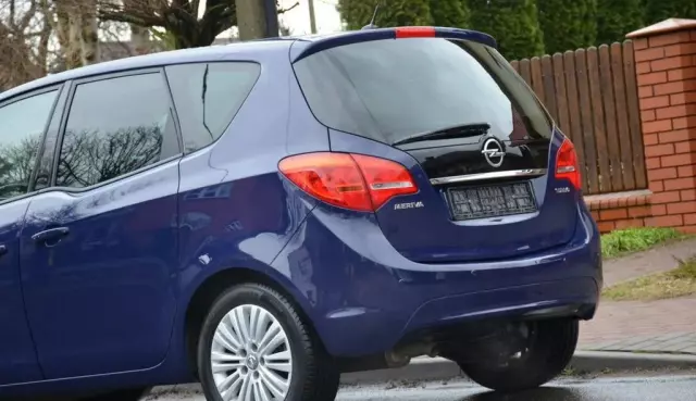 OPEL Meriva 