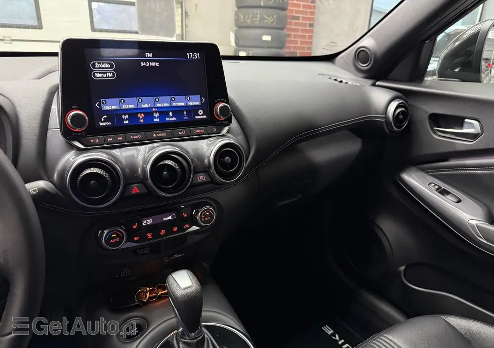 NISSAN Juke 1.6 Hybrid 4AMT Tekna