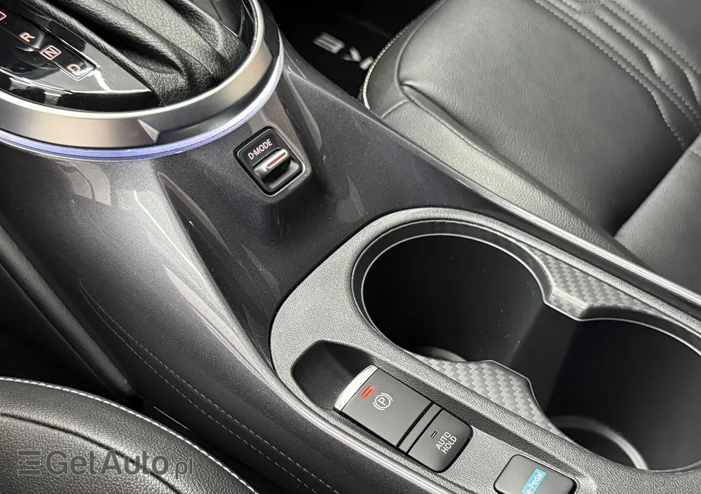 NISSAN Juke 1.6 Hybrid 4AMT Tekna