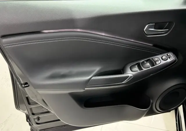 NISSAN Juke 1.6 Hybrid 4AMT Tekna