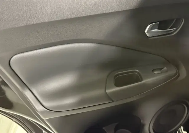 NISSAN Juke 1.6 Hybrid 4AMT Tekna