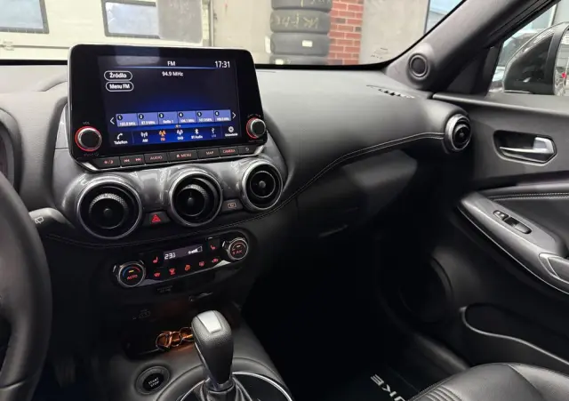 NISSAN Juke 1.6 Hybrid 4AMT Tekna
