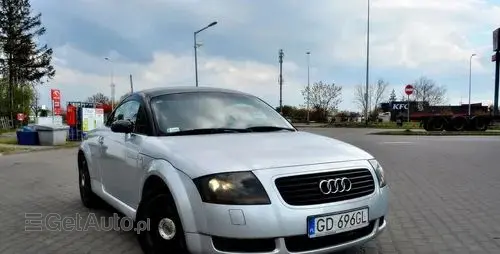 AUDI TT 