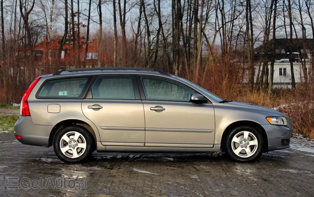 VOLVO V50 1.6D Momentum