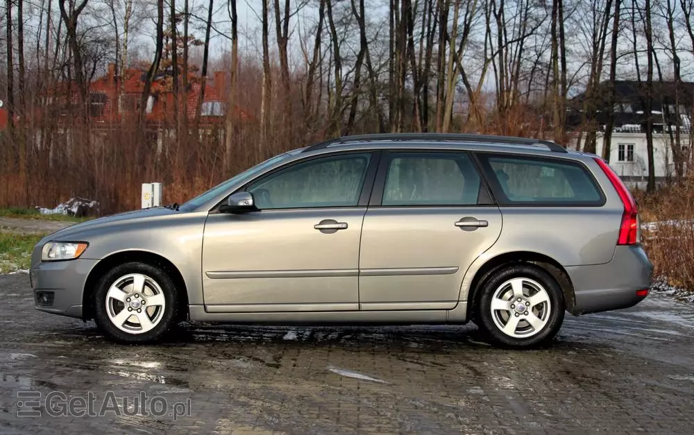 VOLVO V50 1.6D Momentum