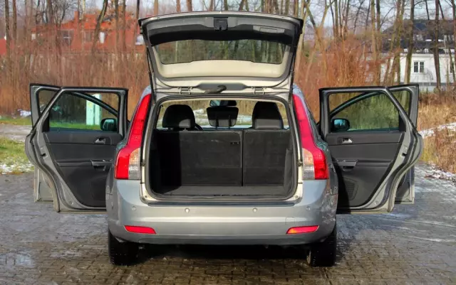 VOLVO V50 1.6D Momentum