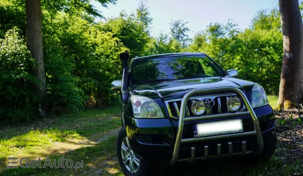 TOYOTA Land Cruiser 