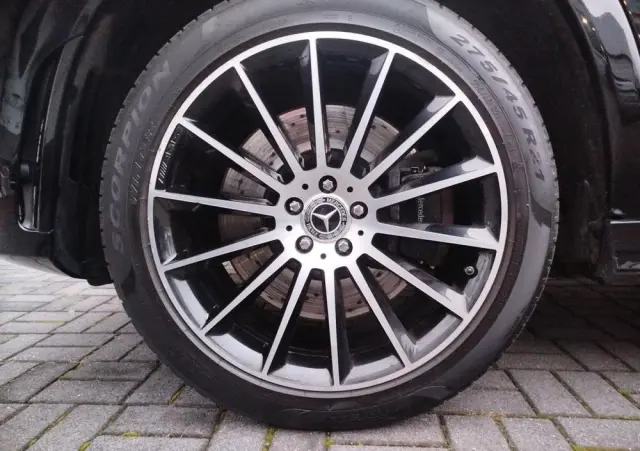 MERCEDES-BENZ GLE 
