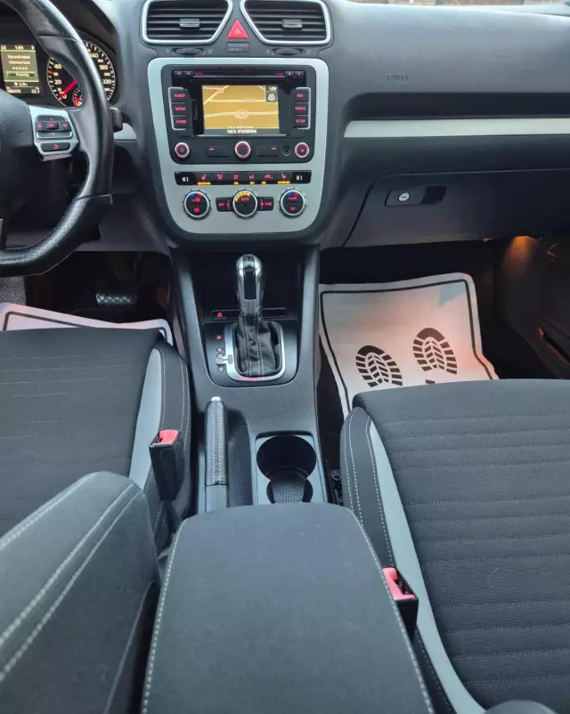 VOLKSWAGEN Scirocco 2.0 TDI DSG Life