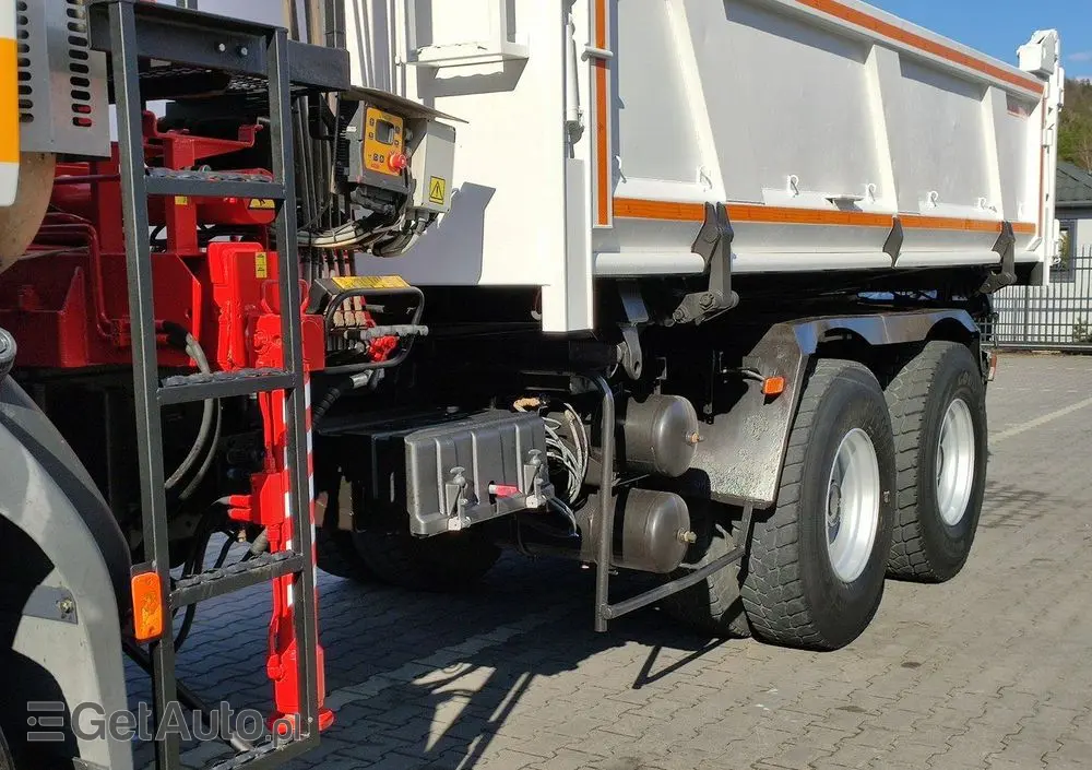 RENAULT Kerax 26.370  6x4 Mocny HDS FASSI F110 