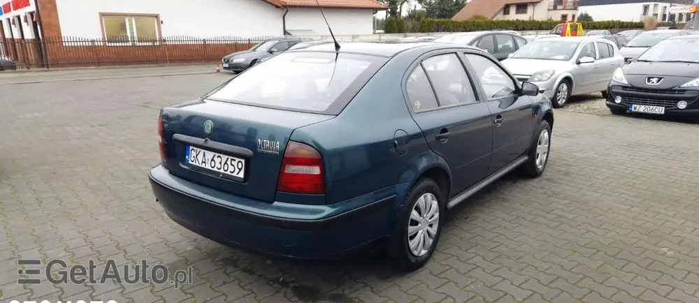 SKODA Octavia 