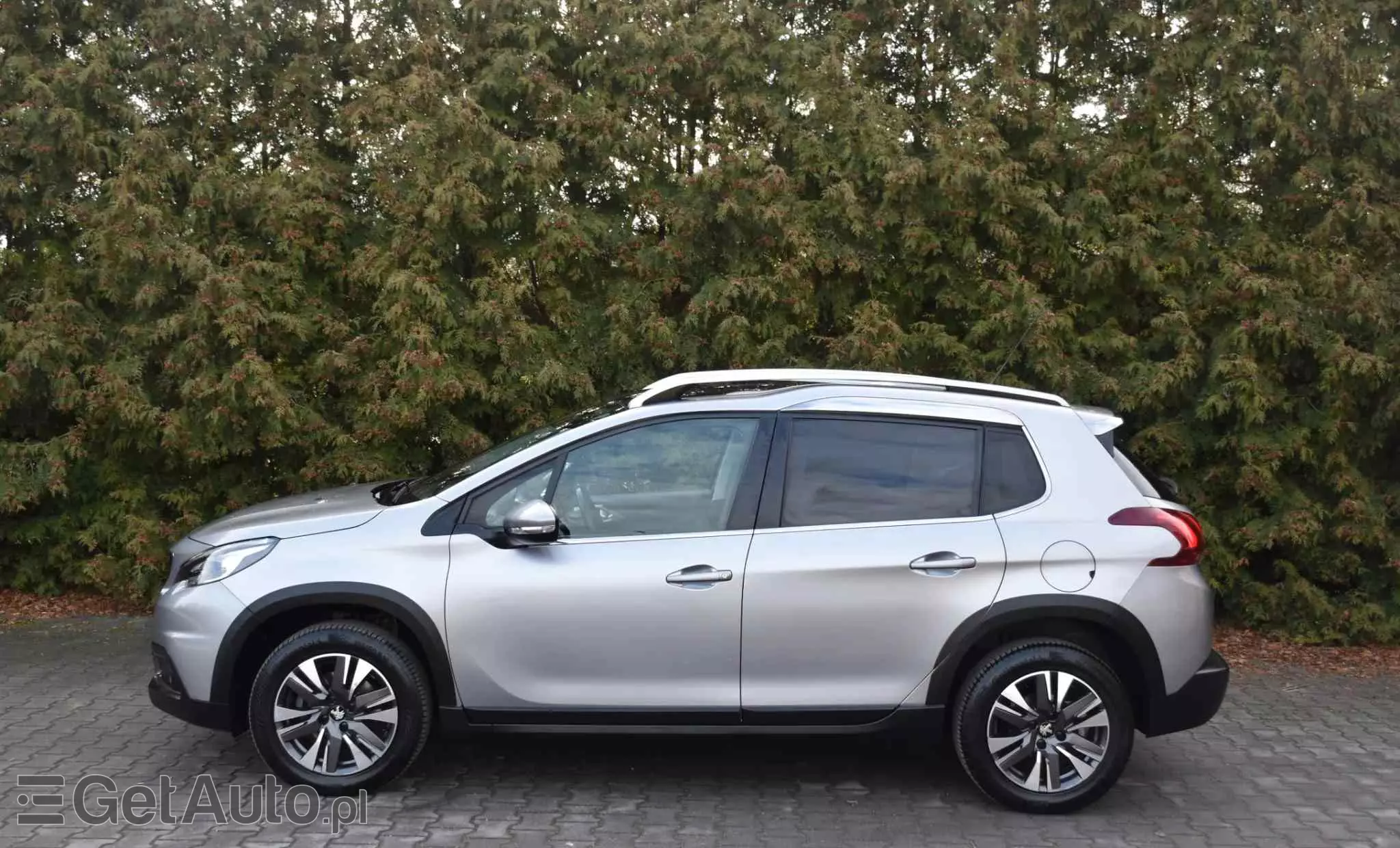 PEUGEOT 2008 PureTech 110 Stop&Start Crossway