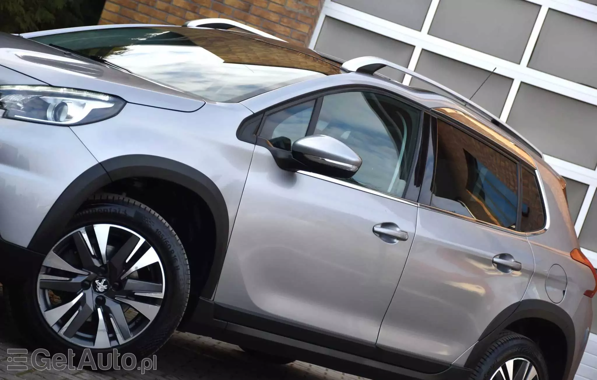 PEUGEOT 2008 PureTech 110 Stop&Start Crossway